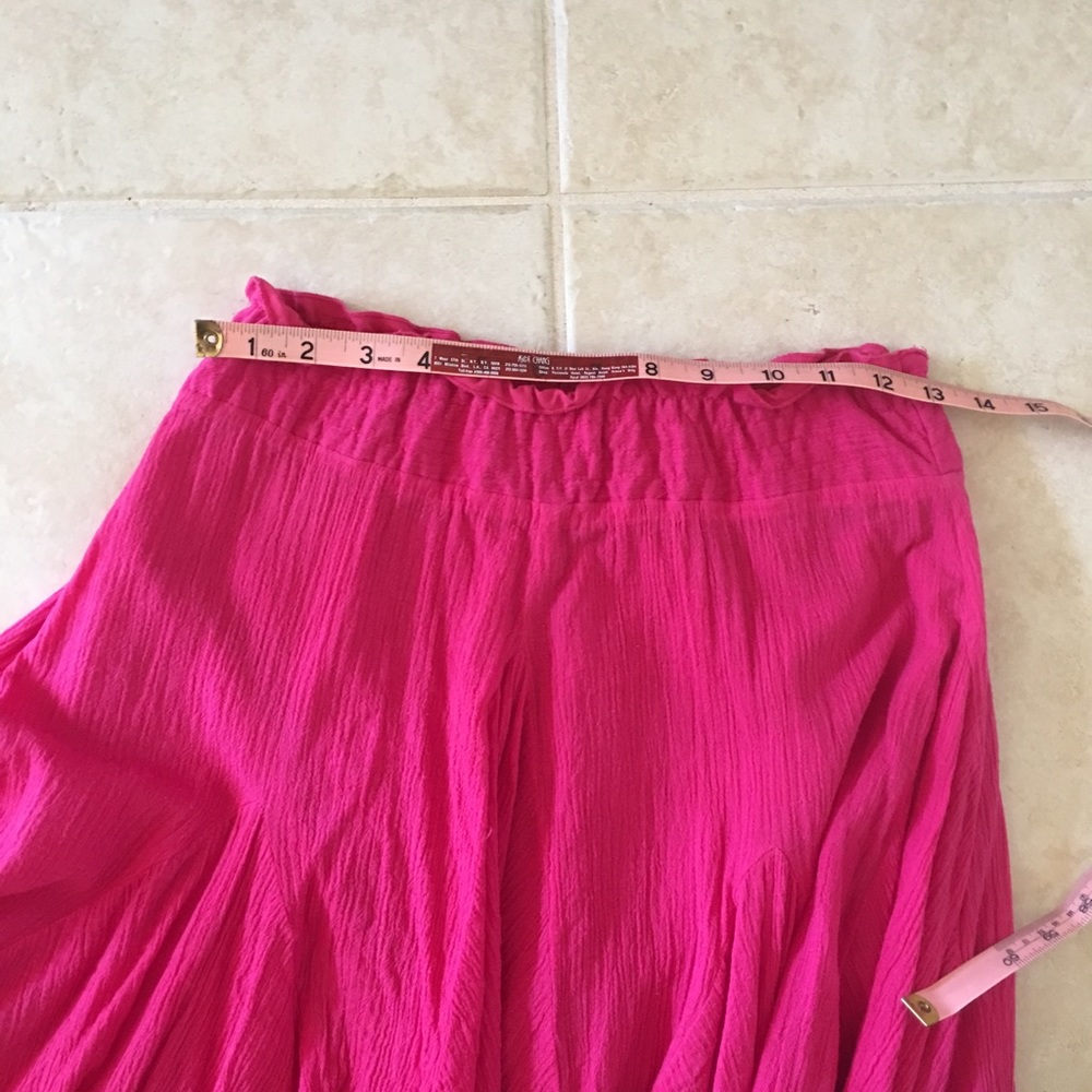 Guess hot pink skirt - Picture 3 of 6